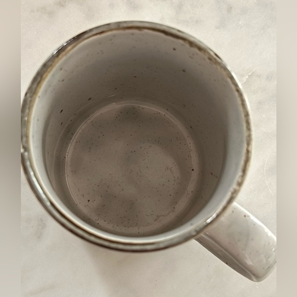 Vintage stoneware ceramic coffee/tea mug made in England with vegetables design - Picture 8 of 10